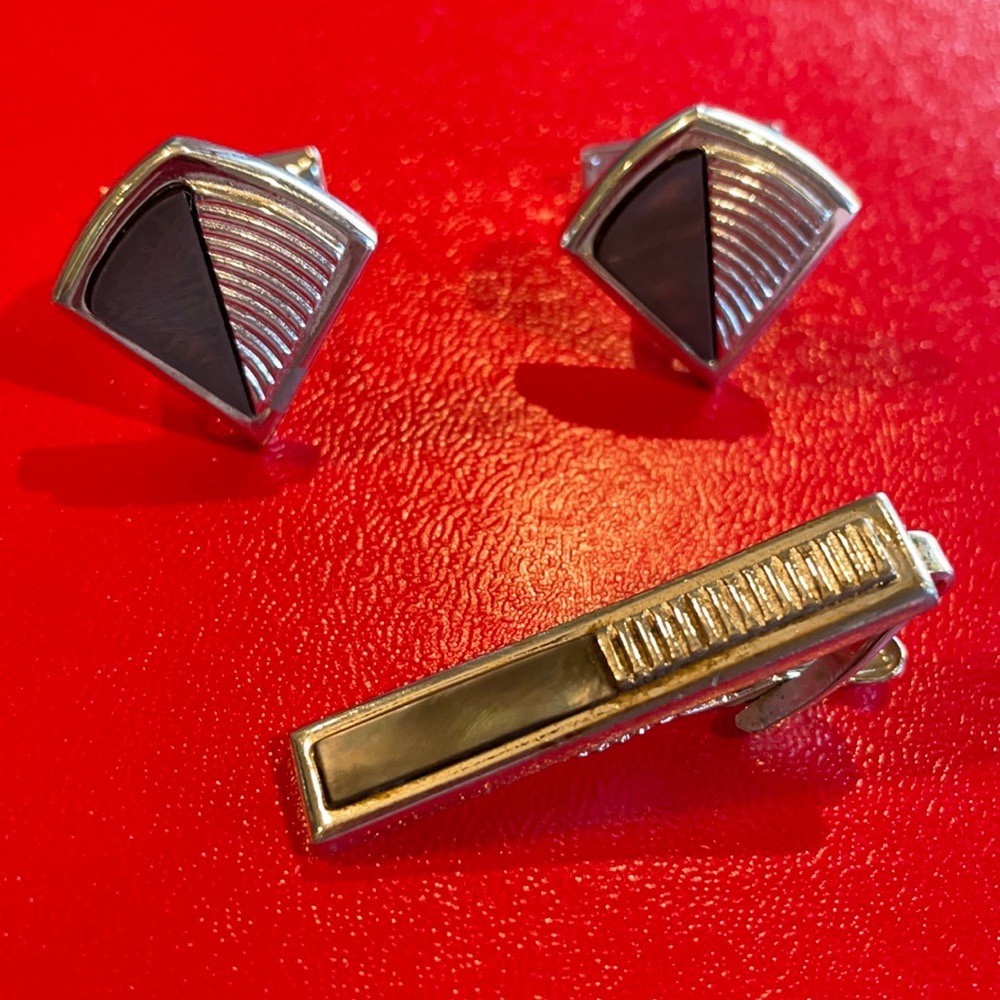 Vintage black and silver tie tack and cuff link set